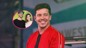 That made the picture public. Nico Santos Verrat Mark Und Lena Sind Wirklich Ein Paar Fox News Youtube