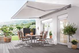 Denne sunfun hyndeboks er et veloplagt valg til udendørs opbevaring på terrassen, altanen eller bestil via click & collect og afhent varen i din lokale bauhaus. Die Design Hulsenmarkise Von Sunfun Spendet Schatten Auf Balkon Oder Terrasse Bauhaus Haus Markise