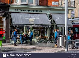 Get the inside scoop on jobs, salaries, top office locations, and ceo insights. Le Pain Quotidien South Kensington London Stockfotografie Alamy