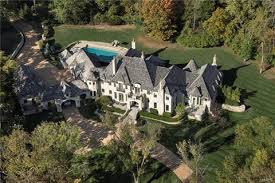 9847 Litzsinger Rd Ladue Mo 63124 Stone Mansion Mansions Expensive Houses