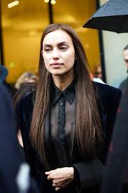 The couple barely speaked with any journalists during the event, but cristiano ronaldo's russian girlfriend irina shayk didn't resist to grant a few words when she got asked about her loved. Irina Shayk Breakup Instagram S New Master Vanity Fair