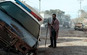 Since season two, fear the walking dead has had a broadcast pattern that sees a premiere in april one season and in june the next. Fear The Walking Dead Season 6 Review Mindless Gore Gets Old