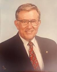 Cora Leonard's Instagram, Twitter & Facebook