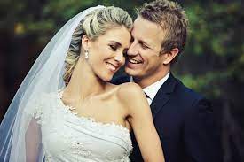 Neil wagner fractured his toe while batting on the second day. Neil Wagner Biography Age Profile Net Worth Ranking Records