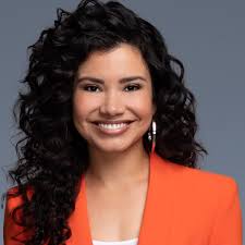 Laura Barrón-López - Institute of Politics and Public Service