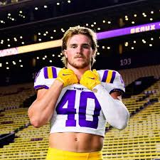 Whit Weeks (@whit.weeks) • Instagram photos and videos