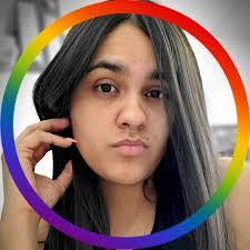 Elsa Millan's Instagram, Twitter & Facebook