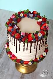 Cake With Lemon Crown Hq Recipes Recipe Fresh Fruit Cake Savoury Cake Cake