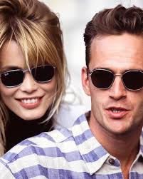 The '90s. A decade that lingers in the air like a perfume you can't quite  place: close enough to remember, distant enough to ache for. An age of  dial-up internet, MTV on