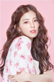 She made her acting debut in the 2017 drama series reunited worlds, following up with a performance in money flower later the same year. Han So Hee Net Worth Actor