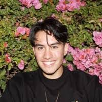 Devin Krenz's Instagram, Twitter & Facebook