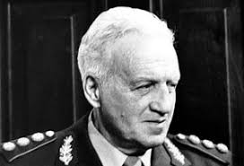 Explore tweets of francesco.galtieri @f_galtieri on twitter. Detenido El Ex Dictador Argentino Leopoldo Fortunato Galtieri