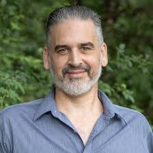 Julian Winston's Instagram, Twitter & Facebook