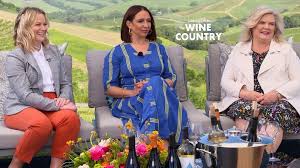 Wine country is a 2019 american comedy film produced and directed by amy poehler, in her feature directorial debut. Snl Girls Trip Inspired New Movie Wine Country King5 Com