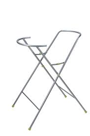 Of course, you will benefit from a comfortable standing position, and all the baby essentials will be next to you. Badabulle Baby Bath Stand Kidsroom De