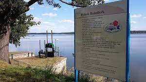 Rožmberk je rozlohou největší rybník nejen v jihočeském kraji a v české republice, ale i na celém světě. Rozmberk Nejvetsi Rybnik V Cr Trebon A Okoli Trebonsko Cz