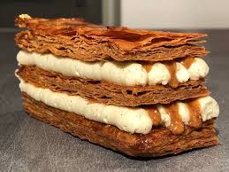 Millefeuille Creme Legere Vanille Mascarpone Et Praline Noisette Alimentation Dessert Creme Mascarpone Vanille