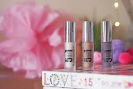 The original pioneers of the mineral movement, bareminerals was born more than 25 years ago from conversations between women seeking products that were healthy for their skin. Makeupcrushmonday Bareminerals 5 In 1 Bb Advanced Cream Eyeshadow Laura Louise Makeup Beauty