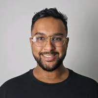 Darius Ward's Instagram, Twitter & Facebook