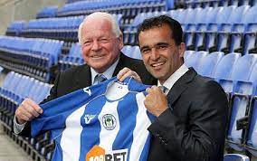 Roberto has come in and has the squad he. Roberto Martinez Adds A Touch Of Glamour At Wigan Athletic