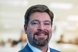 Steven Starnes's Instagram, Twitter & Facebook