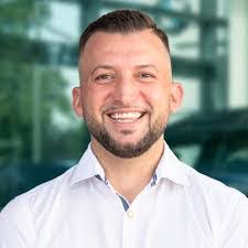 Rosemary Graf's Instagram, Twitter & Facebook