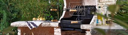 Barbecue & co vous propose les meilleures marques et produits pour votre cuisine extérieure. Barbecue Fixe D Exterieur En Pierre Reconstituee Barbecue En Dur