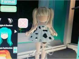 Royale High Hair Combos Video High Hair Roblox Royale High Outfits Ideas Royale High Outfit Ideas