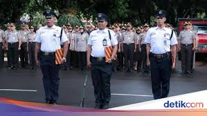 Model anak pake baju polisi untuk editing untuk hiburan, bisa coba d…. Ini Gambar Seragam Satpam Baru Warnanya Cokelat Mirip Polisi