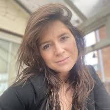 Sarah Furness: Inspiring Innovation and Resilience Speaker