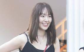 写真あり》“東出騒動も今やむかし”唐田えりか（25）が丸坊主になっていた！「不倫騒動・広末涼子の事務所社長も“バリカン入れ”を見届けて…」 |  文春オンライン