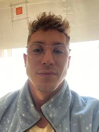 Hi everyone! My name is Francesca, I'm 26 and I'm from Italy. I'll be  arriving in Christchurch