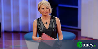 C'è posta per te è un programma televisivo italiano ideato da maria de filippi e alberto silvestri, autori assieme a franca di gangi. Come Scrivere A Maria De Filippi