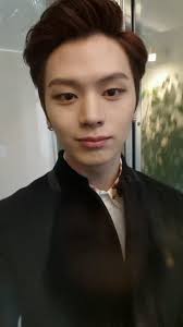 Sungjae participates singing competition with wearing a mask. Btob Sungjae ãƒ¦ã‚¯ã‚½ãƒ³ã‚¸ã‚§ ã‚½ãƒ³ã‚¸ã‚§ Kãƒãƒƒãƒ—