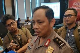 Dalam hal ini, pemerintah indonesia menyerahkan mayoritas aktivitas budaya dan agama kepada nahdhatul ulama, ormas islam terbesar dan diharapkan ormas ini mampu mengontrol radikalisme di negara ini mengingat pengaruh pengaruh luas nahdhatul ulama di tengah masyarakat indonesia. 3 Strategi Polri Dalam Upaya Cegah Radikalisme Damailah Indonesiaku
