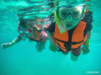 Kids snorkling