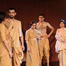 He contributed towards numerous films, television serials, acting classes in pune and ad commercials etc.in a short span of over 10 years the company has branched out to film academy. Acting Classes In Mumbai Lbb Mumbai
