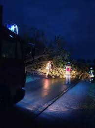 Sturmtief eugen sorge zusätzlich vor allem im thüringer wald und im süden des freistaats für regen und kühle temperaturen bis zu maximal 14 grad. Udpdltz Rclgqm