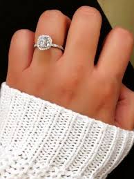 Awesome 24 Best Women S Wedding Rings Https Weddingtopia Co 2018 03 26 24 Best Womens Wedding Rings Engagement Wedding Rings Unique Beautiful Wedding Rings