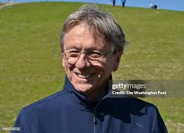 799 Frank Morrison Stock Photos, High-Res Pictures, and Images