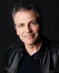 Chris Schuette's Instagram, Twitter & Facebook