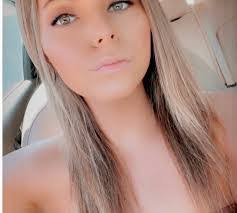 Beth Kaufman's Instagram, Twitter & Facebook