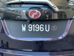 We are one of the top car number plate dealer in malaysia. Cabel On Twitter Malaysian License Plate Appreciation Thread They Re Dimensional White Acrylic Letters On Black Backings No Dumb Graphic Backgrounds Like Wine Country Or Basketball Lover Or Whatever Black Plus The Backings
