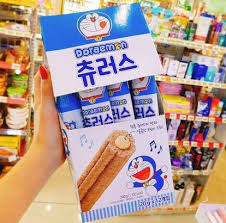 韓国で大人気のコンビニで買えるドラエモンチュロス 韓国料理 人気 お菓子 韓国 お土産
