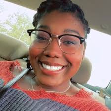 Olivia Wetzel (@LittleLivWetzel)