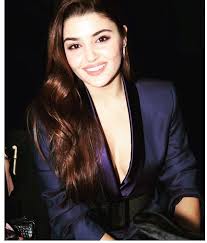 Do U Love This Beauty Girl Hande Ercel Beautiful Celebrities