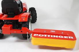 Bauen sie hochwertiges holzspielzeug für kinder ab 10 monaten einfach selbst! Heckmahwerk Aus Holz Fur Rolly Toys Trettraktor Little Farmer Holzspielzeug Fur Kinder Heckmahwerk Aus Holz