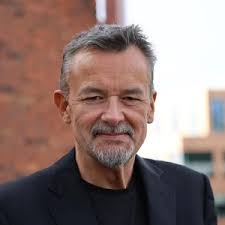 Sustainable Growth Redefined: Embedding Circularity