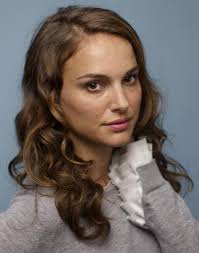 Natalie Portman Long Hair Hair. Is this Natalie Portman the Actor? Share your thoughts on this image? - 934_natalie-portman-long-hair-hair-397394784