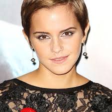 It is not necessary to cut your hair extremely short if you want to get a stylish and choosing the option with oblique bangs, you can beat your image, differently putting long strands. 30 Celeb Inspired Pixie Cuts For Thick Hair